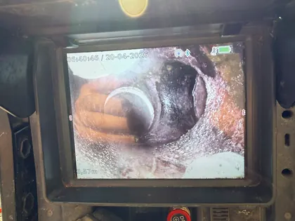 Inspection par caméra à l'intérieur d'une canalisation